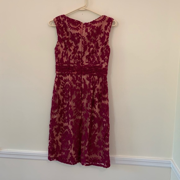 Lace cocktail dress - Picture 5 of 7